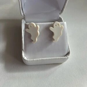 3/$20 Cute White/Cream Ghost Halloween Stud Earrings